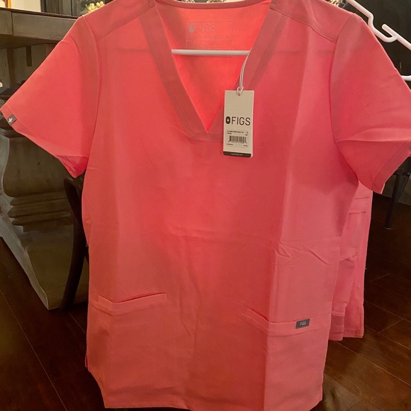 Figs Scrubs Set (Small) Neon Pink —SOLD - Picture 3 of 6